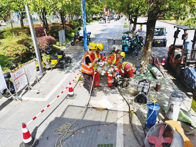  尉氏UV-CIPP紫外光固化修复